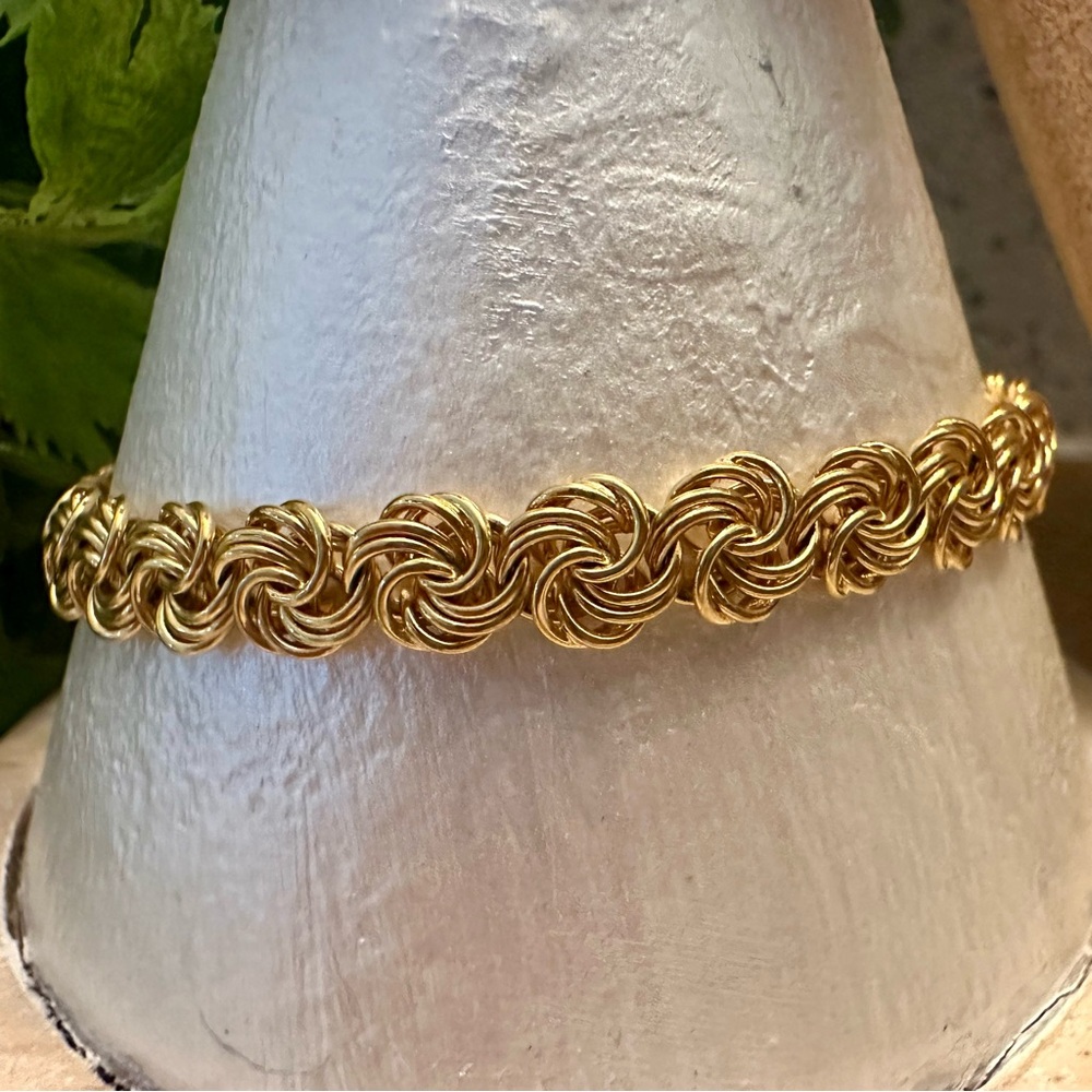 Designers brands gold knot necklace set - Picture 6 of 9